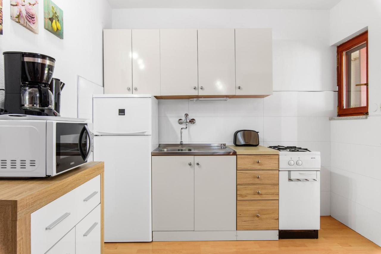 Apartment Felix Пореч Экстерьер фото
