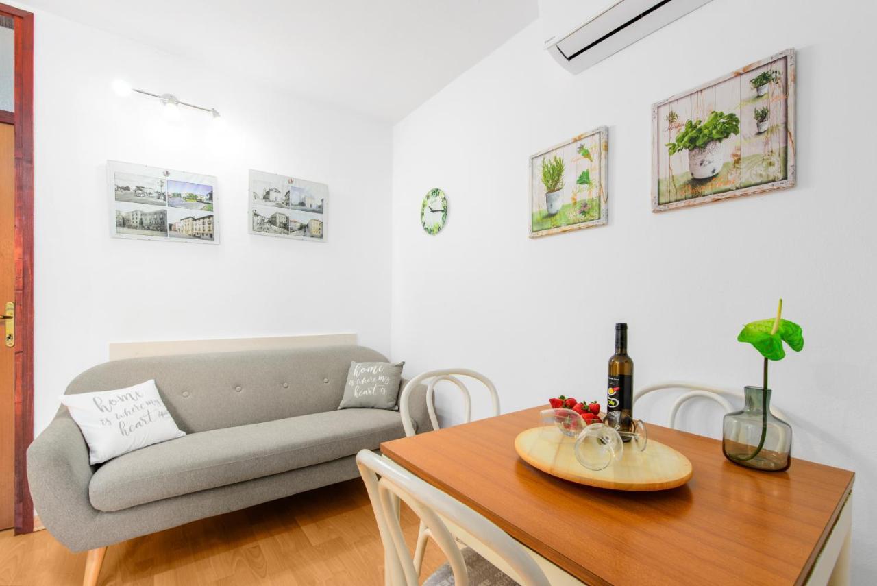 Apartment Felix Пореч Экстерьер фото